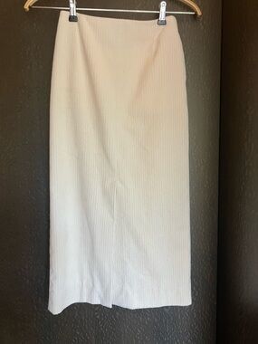 Demi-Luxe BEAMS Cream Corduroy Midi Skirt with Front Slit Size 34 European/2 US